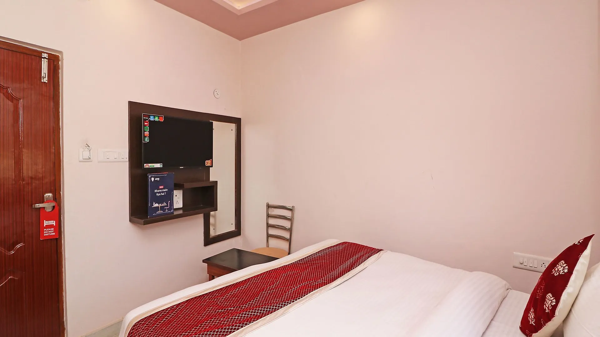 Oyo 13136 Hotel Taj Ansh 2 Agra  India