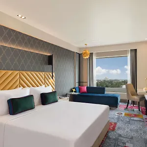 Grand Mercure - An Accor Brand Отель